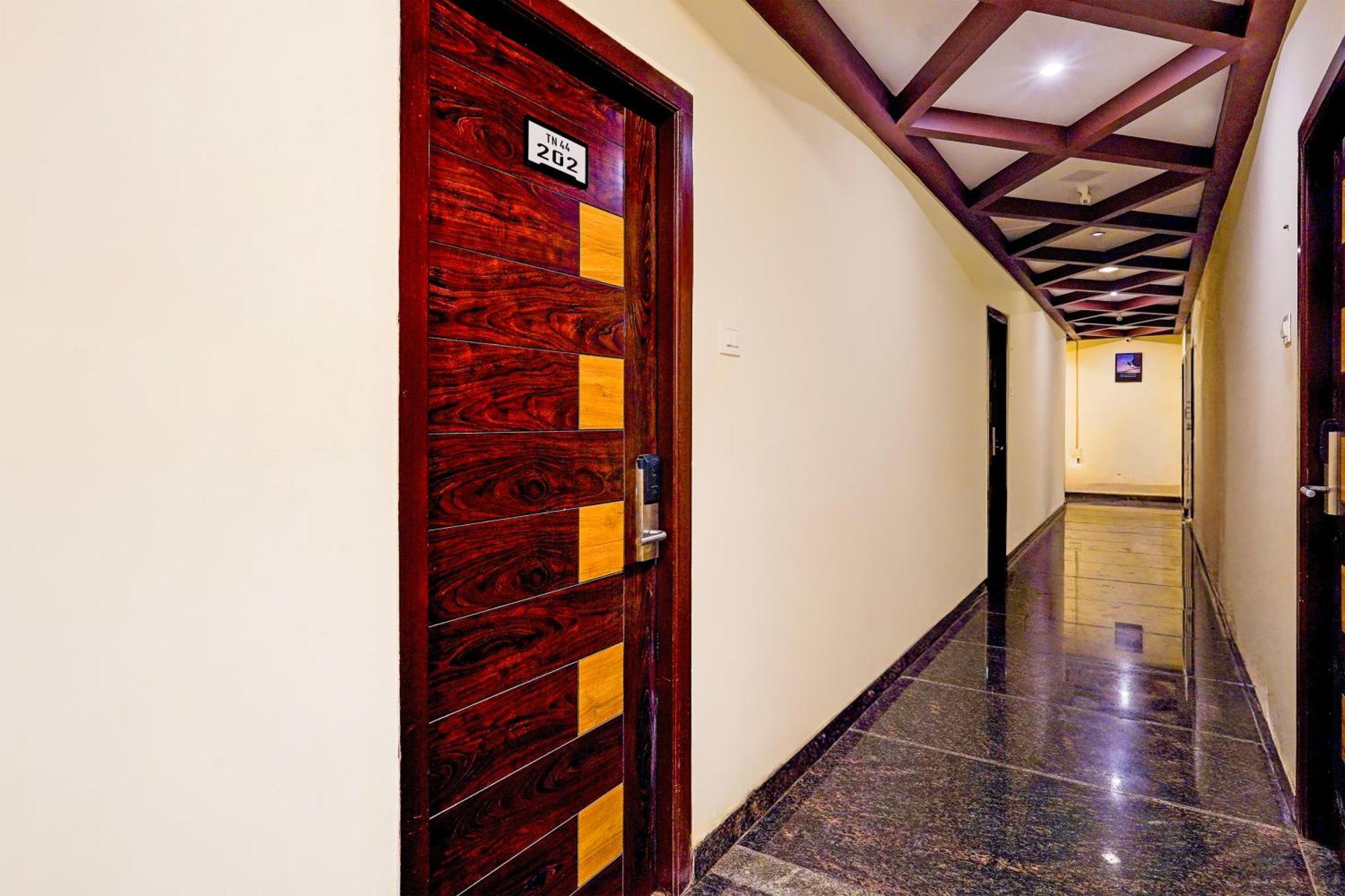 FabHotel The Fortune Inn Chennai Exterior foto