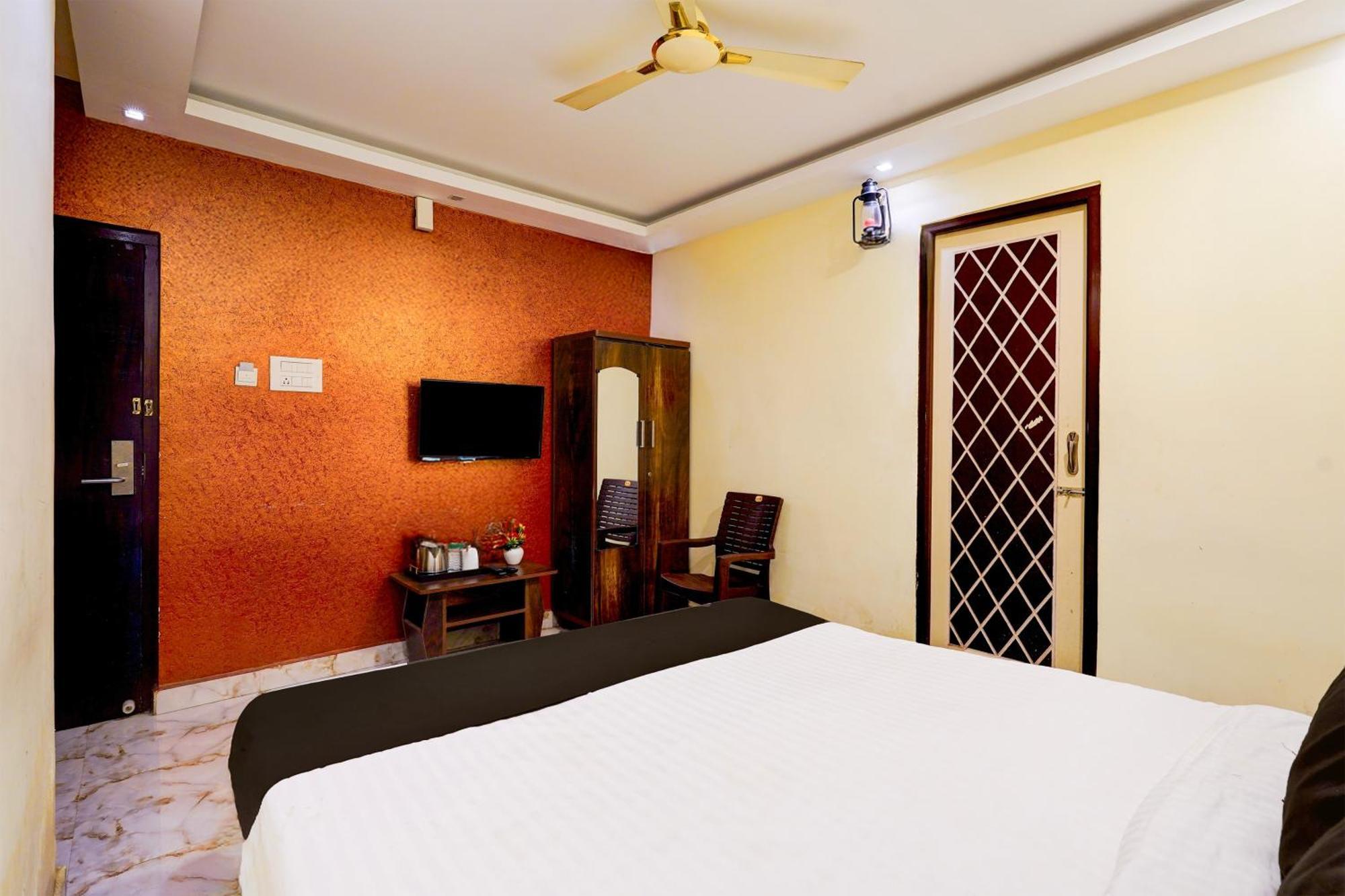 FabHotel The Fortune Inn Chennai Exterior foto